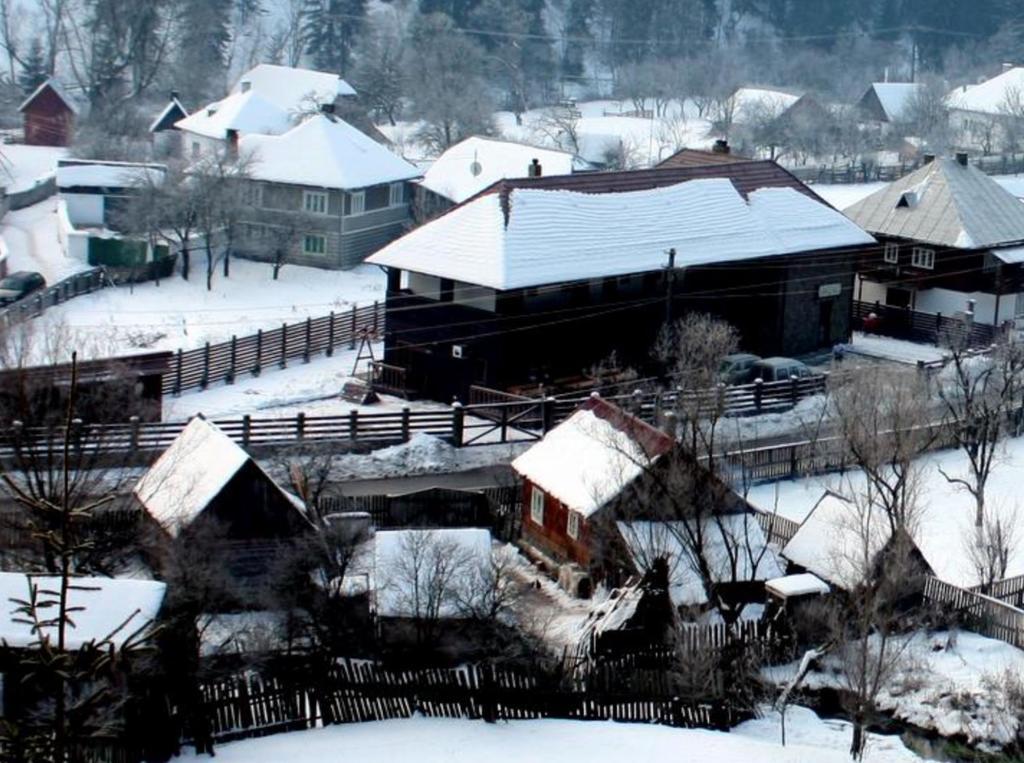 Hotel Conacul Samfirei Gîrda de Sus Zewnętrze zdjęcie